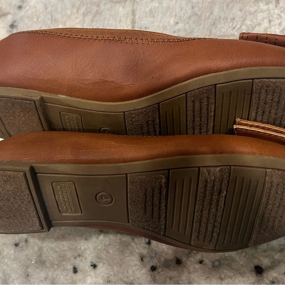 Caramel Brown Flats with Bow Girls Size 4
